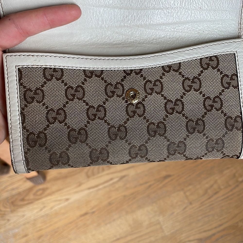 Gucci woman’s canvas and cream leather wallet - Picture 16 of 16